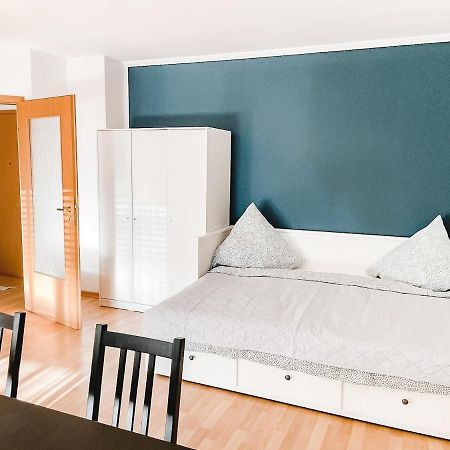 Schoene Wohnung, Eigene Terrasse, Privater Parkplatz, Wi-Fi, Waschmaschine, 3P Chemnitz Extérieur photo