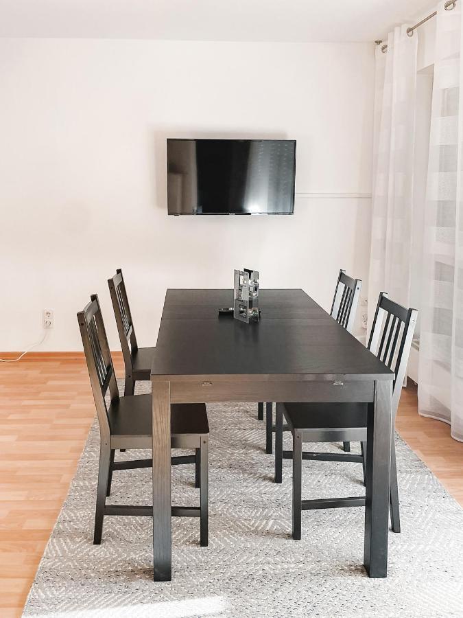 Schoene Wohnung, Eigene Terrasse, Privater Parkplatz, Wi-Fi, Waschmaschine, 3P Chemnitz Extérieur photo