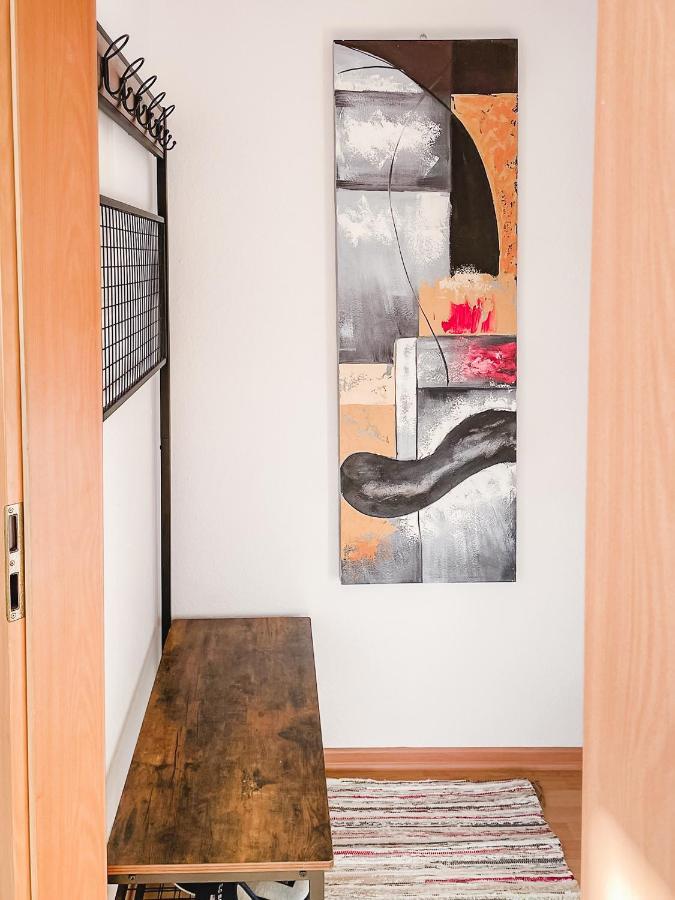 Schoene Wohnung, Eigene Terrasse, Privater Parkplatz, Wi-Fi, Waschmaschine, 3P Chemnitz Extérieur photo